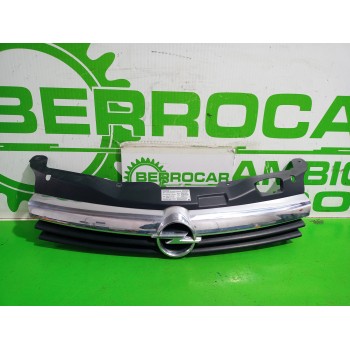 Recambio de rejilla delantera para opel astra h berlina essentia referencia OEM IAM 13241961  