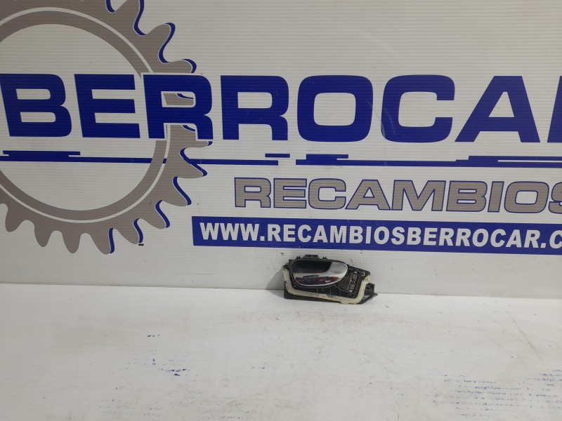 Recambio de maneta interior trasera derecha para peugeot 307 (s1) 2.0 hdi cat referencia OEM IAM 9643604477  