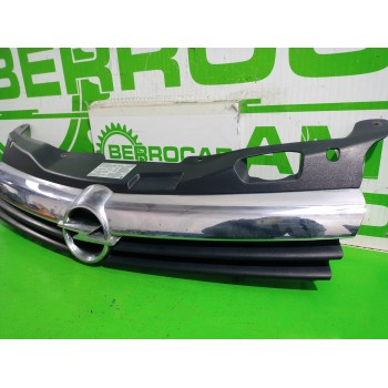 Recambio de rejilla delantera para opel astra h berlina essentia referencia OEM IAM 13241961  