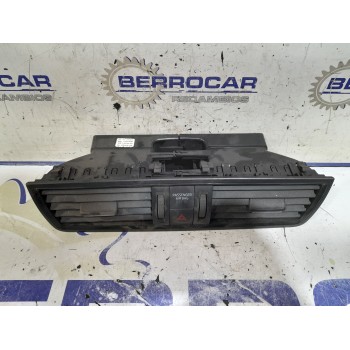 Recambio de rejilla aireadora para skoda spaceback (5h) 1.6 tdi referencia OEM IAM 5JA820951  