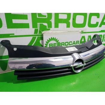 Recambio de rejilla delantera para opel astra h berlina essentia referencia OEM IAM 13241961  
