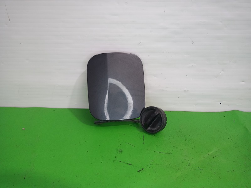 Recambio de tapa exterior combustible para lexus rx 300(mcu35) luxury referencia OEM IAM 7735048040  