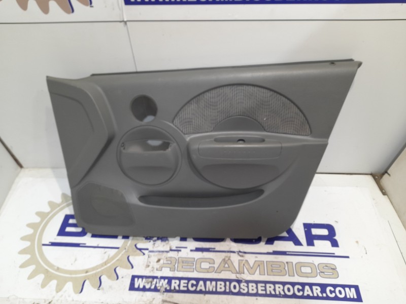 Recambio de guarnecido puerta delantera derecha para daewoo kalos referencia OEM IAM 96537366  