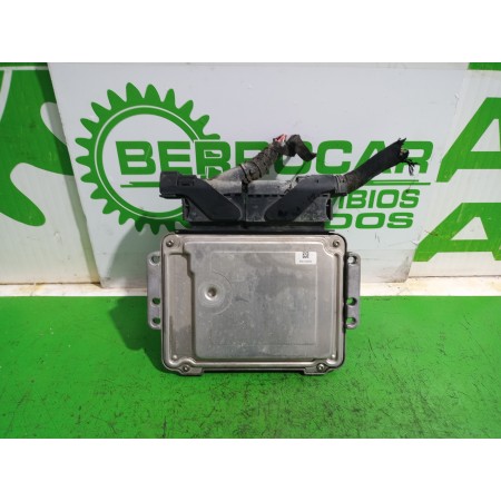 Recambio de centralita motor uce para opel zafira b 1.9 cdti referencia OEM IAM 55566279  