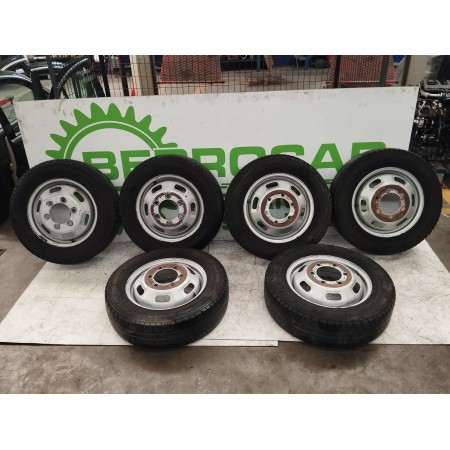 Recambio de juego llantas para iveco daily caja cerrada (1999 =>) 2.8 diesel cat referencia OEM IAM 504003566  