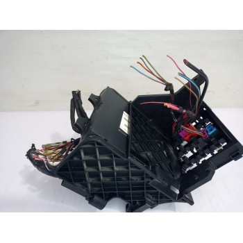 Recambio de caja reles / fusibles para seat toledo (5p2) exclusive referencia OEM IAM 1K1971858E / 1K0937049T  