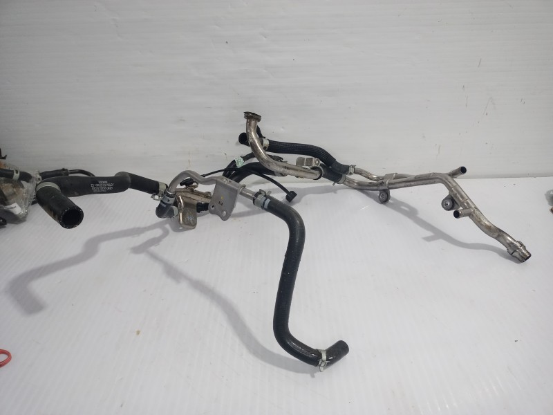 Recambio de tubo para kia sportage (nq5) drive referencia OEM IAM 254582M800  