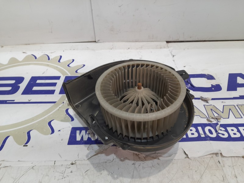 Recambio de motor calefaccion para skoda spaceback (5h) 1.6 tdi referencia OEM IAM 6R1819015  