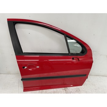 Recambio de puerta delantera derecha para peugeot 207 confort referencia OEM IAM 9004X8  