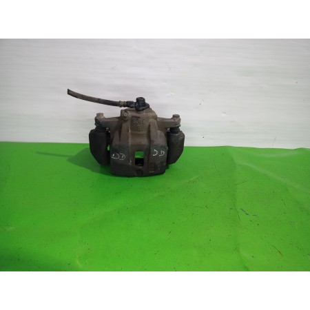 Recambio de pinza de freno delantera derecha para lexus rx 300(mcu35) luxury referencia OEM IAM 4773048140  