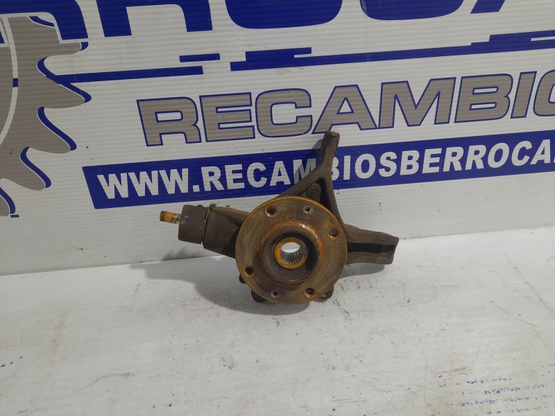 Recambio de mangueta delantera derecha para peugeot 307 (s1) 2.0 hdi cat referencia OEM IAM 1606631080  