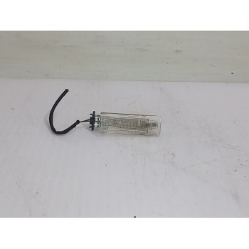 LUZ INTERIOR 1M0947101B 