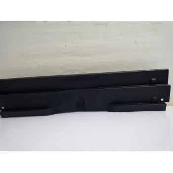 Recambio de molduras traseras para opel grandland x opel 2020 referencia OEM IAM YP00019277  