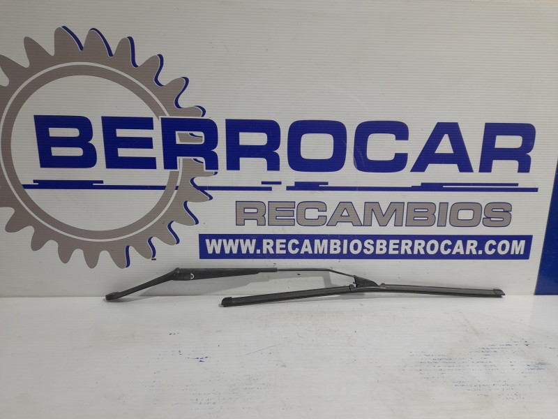 Recambio de brazo limpia delantero derecho para peugeot 307 (s1) 2.0 hdi cat referencia OEM IAM 9653276980  