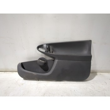 Recambio de guarnecido puerta delantera derecha para peugeot 107 (pm_, pn_) 1.4 hdi referencia OEM IAM 676110H020  