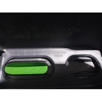 Recambio de consola central para opel zafira b 1.9 cdti referencia OEM IAM 13162600  