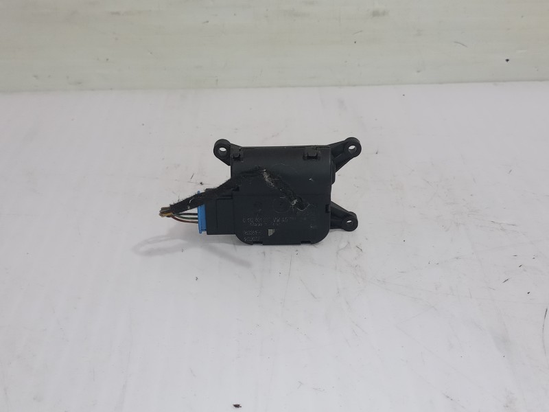 Recambio de motor apertura trampilla para seat toledo (5p2) exclusive referencia OEM IAM 1K0907511B  