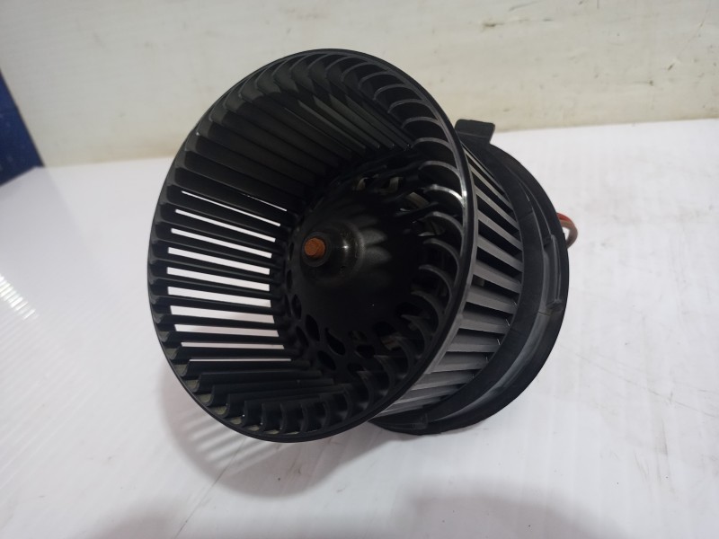 Recambio de motor calefaccion para peugeot 207 confort referencia OEM IAM N102992G  