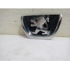 Recambio de emblema para peugeot 207 confort referencia OEM IAM 7810P9  