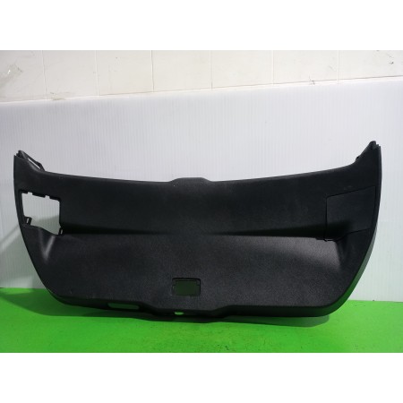 Recambio de guarnecido porton trasero para toyota auris touring sports (e18) hybrid feel! edition referencia OEM IAM 6478002030 