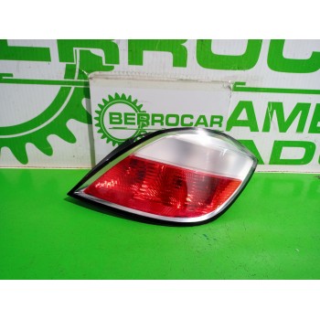 PILOTO TRASERO DERECHO 1222112 