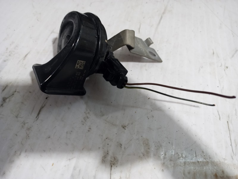 Recambio de claxon para seat ibiza (kj1) reference referencia OEM IAM 5Q0951221  