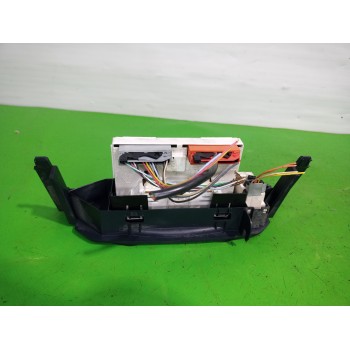 Recambio de pantalla multifuncion para renault clio ii fase i (b/cbo) 1.2 referencia OEM IAM P7700436307A  