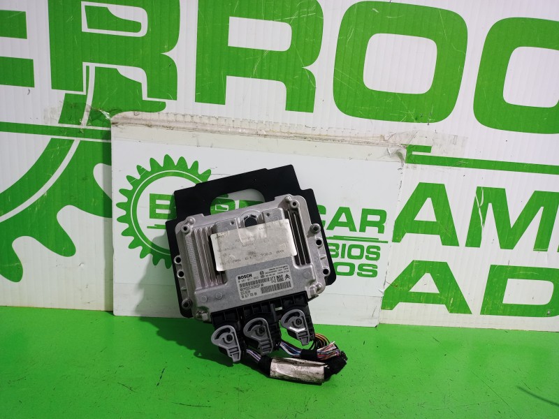 Recambio de centralita motor uce para citroën c4 berlina collection referencia OEM IAM 9661773380  