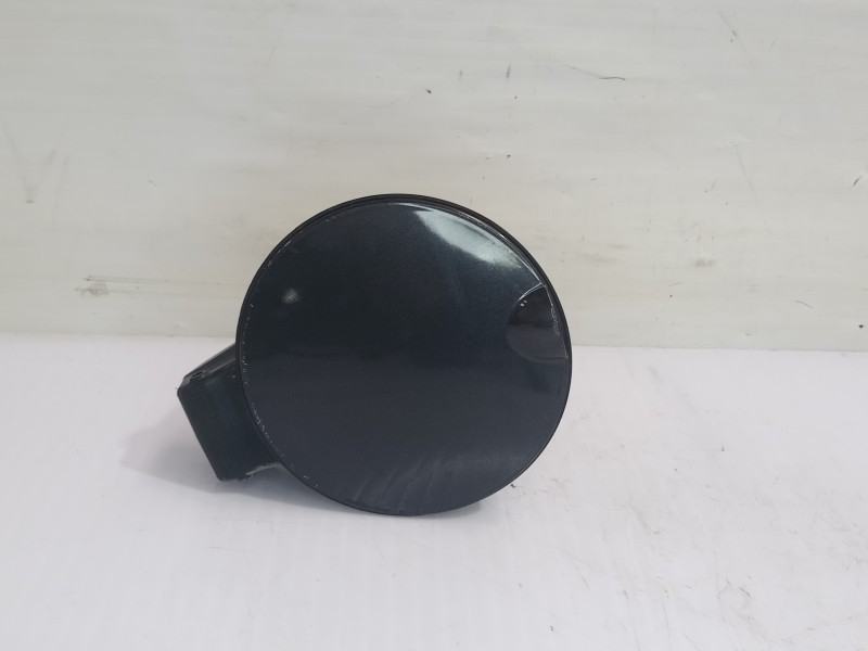 Recambio de tapa exterior combustible para seat toledo (5p2) exclusive referencia OEM IAM 5P5809905  