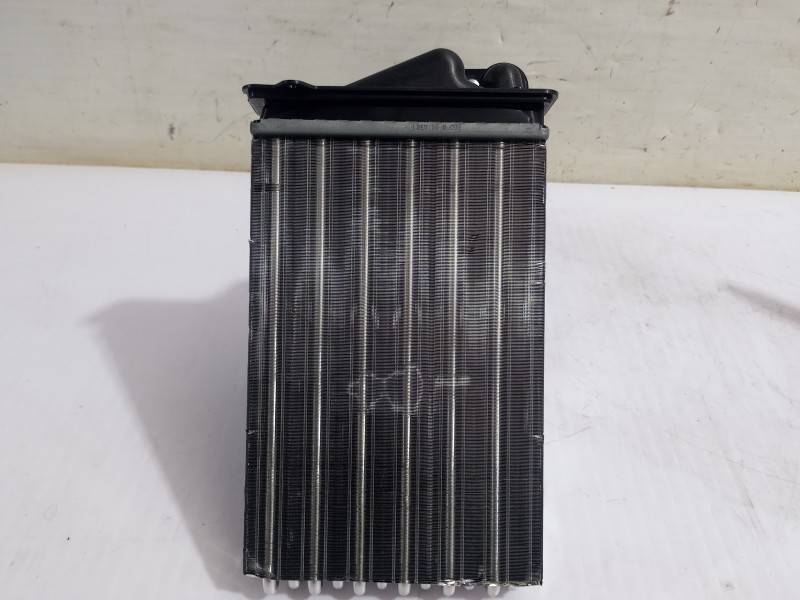 Recambio de radiador calefaccion / aire acondicionado para peugeot 207 confort referencia OEM IAM 6448P9  