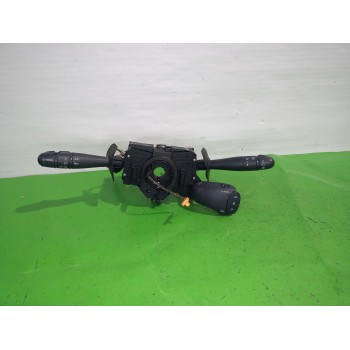 Recambio de mando multifuncion para renault clio ii fase i (b/cbo) 1.2 referencia OEM IAM 7701045279 / 7701047542 / 7701064226  