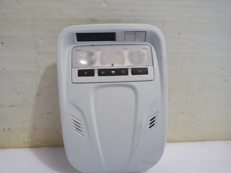 Recambio de luz interior para opel grandland x opel 2020 referencia OEM IAM 316627975  