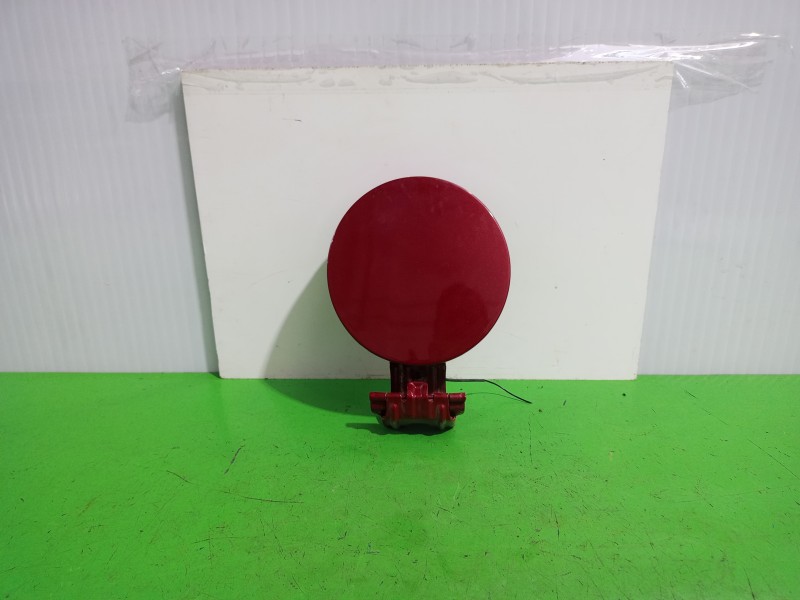 Recambio de tapa exterior combustible para toyota auris touring sports (e18) hybrid feel! edition referencia OEM IAM 7735012550 