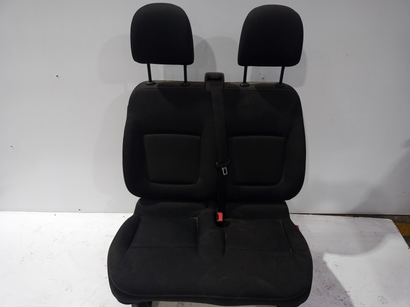 Recambio de asiento delantero derecho para renault trafic furgón l1h1 2,7t referencia OEM IAM 861019770R  