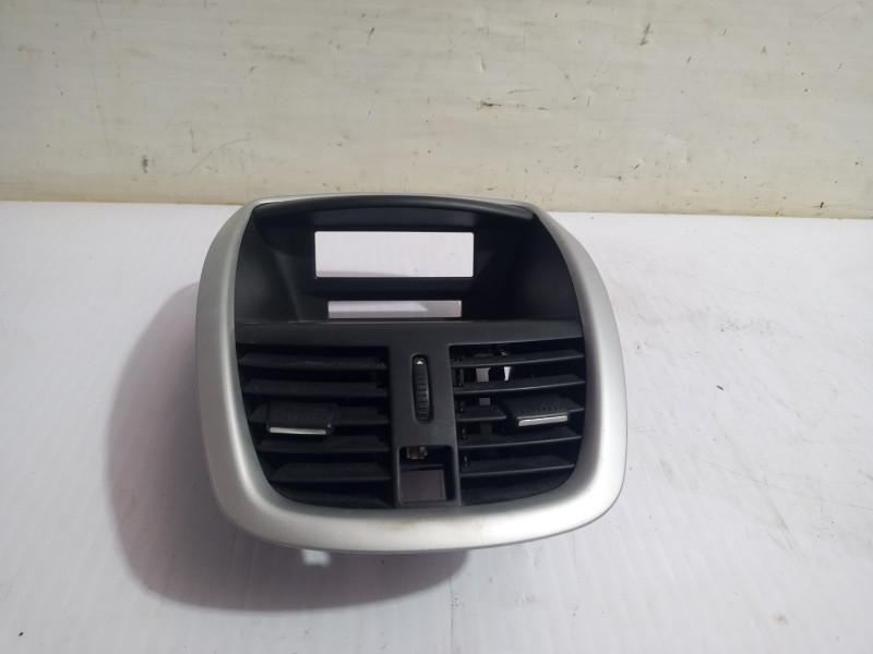 Recambio de rejilla aireadora para peugeot 207 confort referencia OEM IAM 96724726ZD  
