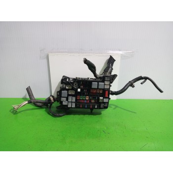 CAJA RELES / FUSIBLES 8264147020 