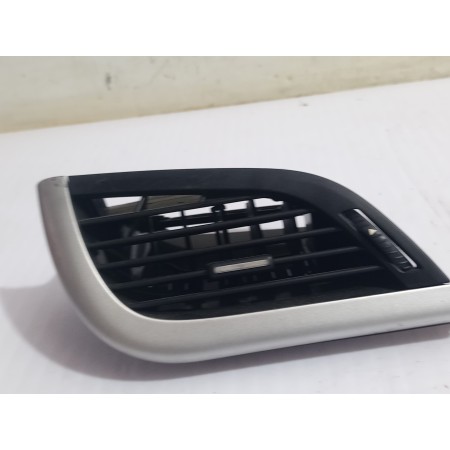 Recambio de rejilla aireadora para peugeot 207 confort referencia OEM IAM 96724794ZD  