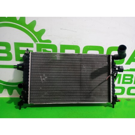 Recambio de radiador agua para opel astra h berlina essentia referencia OEM IAM 13128801  