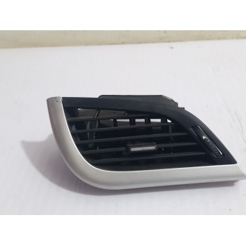Recambio de rejilla aireadora para peugeot 207 confort referencia OEM IAM 96724794ZD  