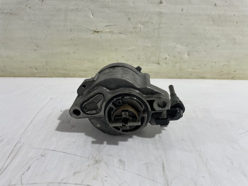 Recambio de depresor freno / bomba vacio para peugeot 207 confort referencia OEM IAM 456570  