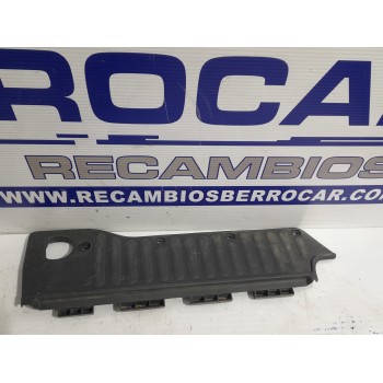 GUARNECIDO PORTON TRASERO 8200431118 