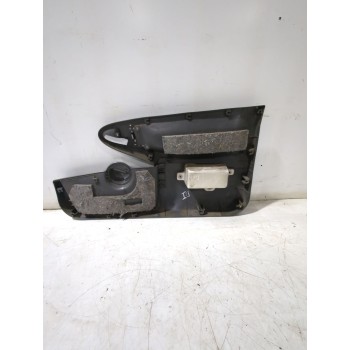 Recambio de guarnecido puerta delantera izquierda para peugeot 107 (pm_, pn_) 1.4 hdi referencia OEM IAM 676120H020  