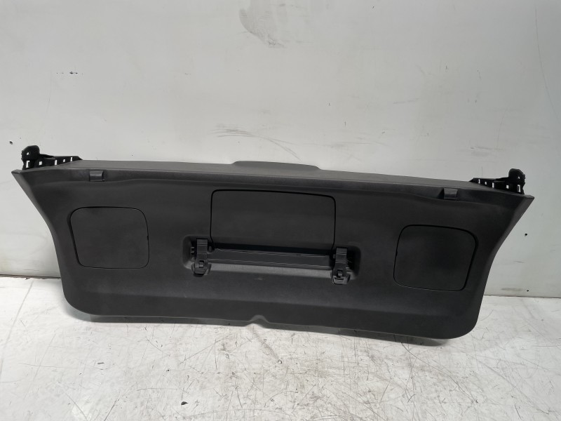 Recambio de guarnecido porton trasero para opel grandland x opel 2020 referencia OEM IAM YP00036177  