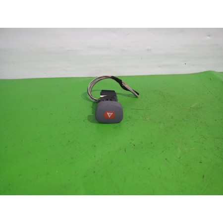 Recambio de warning para renault clio ii fase i (b/cbo) 1.2 referencia OEM IAM 421820B  