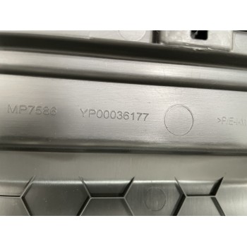 Recambio de guarnecido porton trasero para opel grandland x opel 2020 referencia OEM IAM YP00036177  