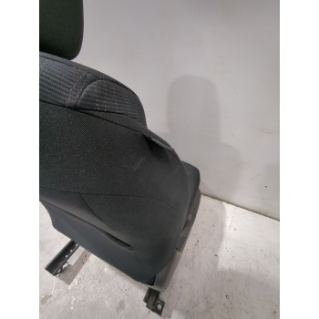 Recambio de asiento delantero derecho para toyota auris (_e15_) 1.33 dual-vvti (nre150_) referencia OEM IAM 7143002Z70B1  
