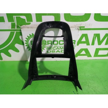 Recambio de moldura para citroën c4 berlina collection referencia OEM IAM 9646338577  