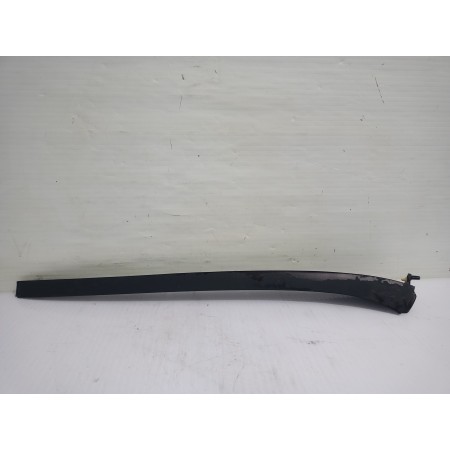 Recambio de moldura izquierda para seat toledo (5p2) exclusive referencia OEM IAM 5P0854319D  
