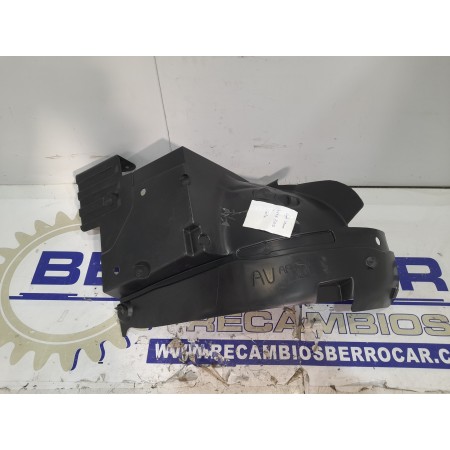 Recambio de paso rueda trasero para opel vivaro b kasten/combi referencia OEM IAM 93867900  