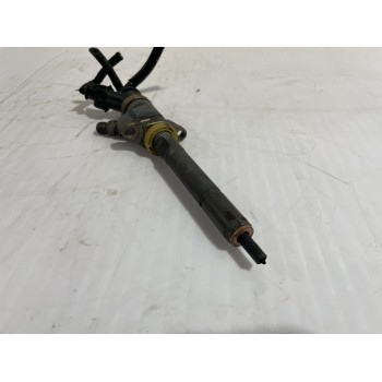 Recambio de inyector para peugeot 207 confort referencia OEM IAM 0445110311  